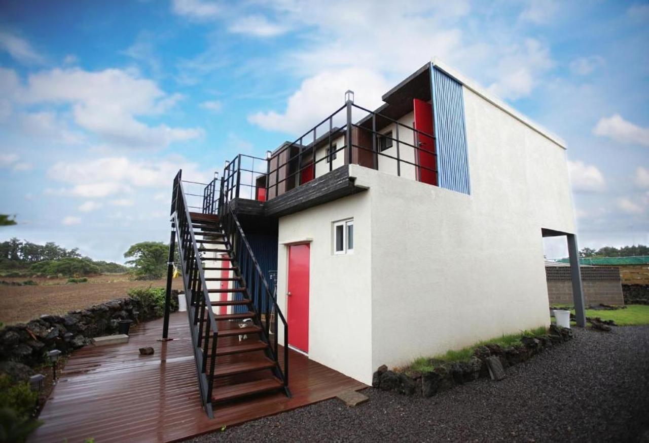 Ian Guesthouse 済州市 エクステリア 写真